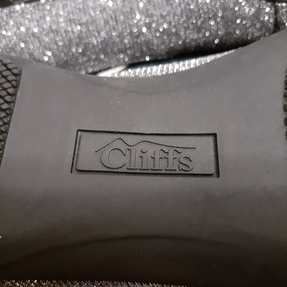 SILVER SPARKLE FLATS NEW WITH TAGS CLIFFS BY WHITE MOUNTAIN - Picture 10 of 13